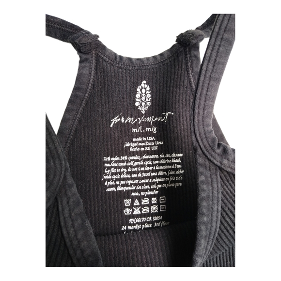 Free People Movement Happiness Runs Ribbed Crop Tank Top Size M/L WASHED BLACK - Picture 6 of 8